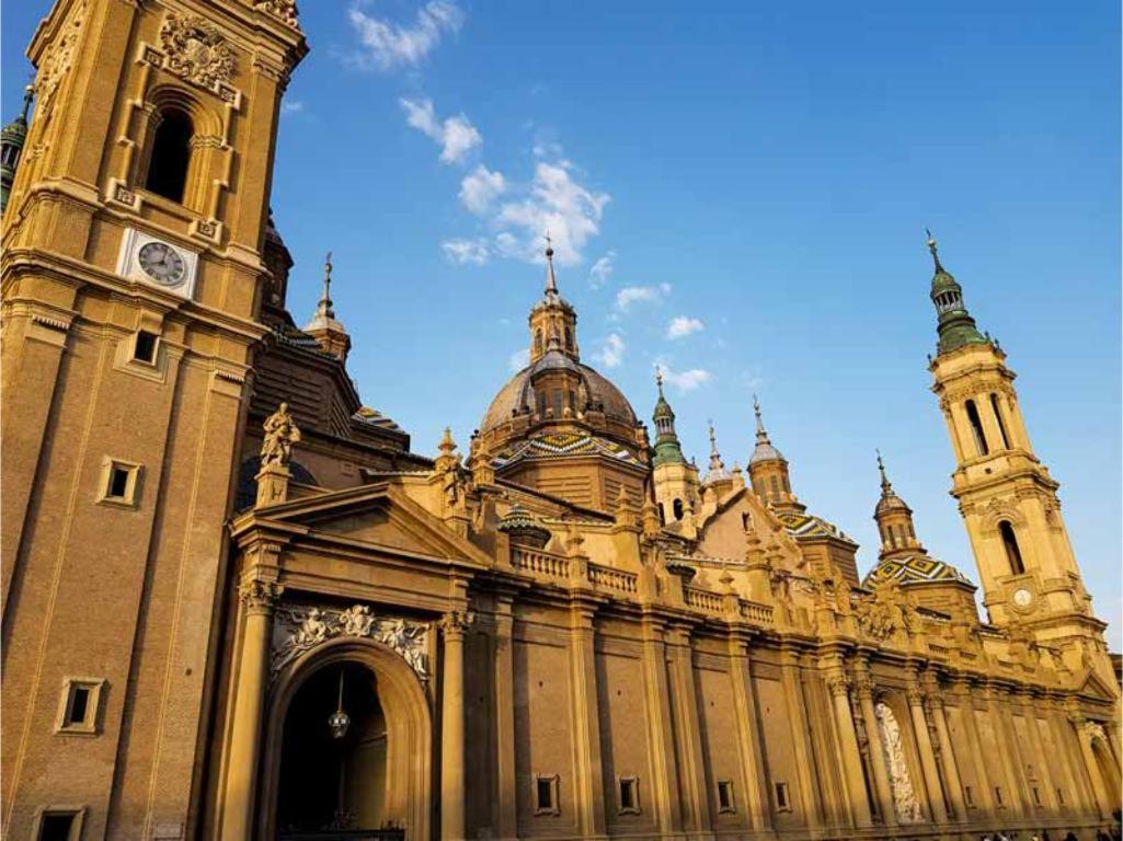 Casa Mar Centro Apartment Zaragoza Bagian luar foto